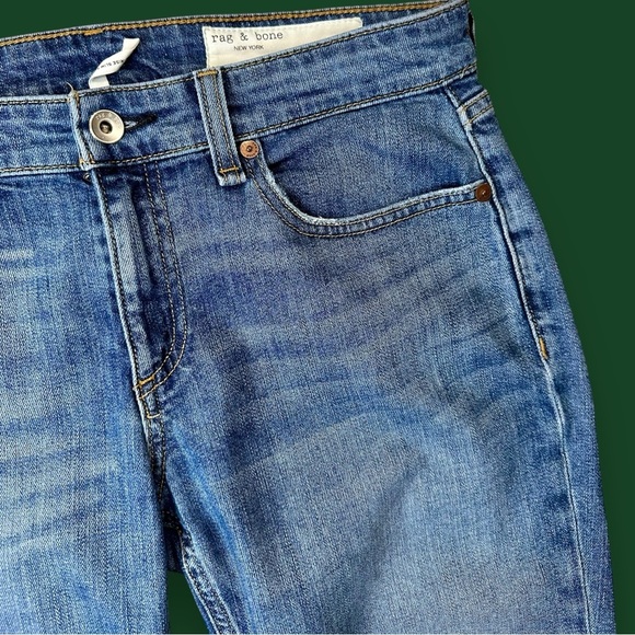 Rag & Bone ‘Dre’ Low-Rise Slim Boyfriend Ankle Jeans in “Julienne” Wash Size 26 - Picture 7 of 16